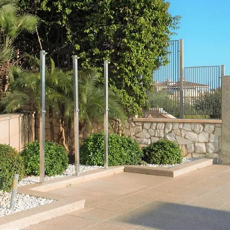 Bay View Luxury Apartment, Amazing Sea View & Pool Benalmádena