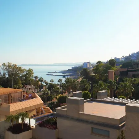 Διαμέρισμα Bay View Luxury Apartment, Amazing Sea View & Pool